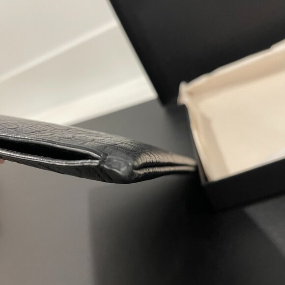 Saint Laurent Cassandre Black Croc Embossed Zip Pouch (JB1116) - Picture 4 of 8